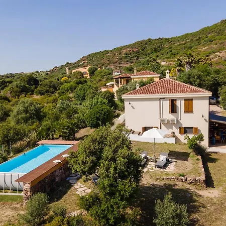 Sardinia Re - Casa Luisa With Pool דירה